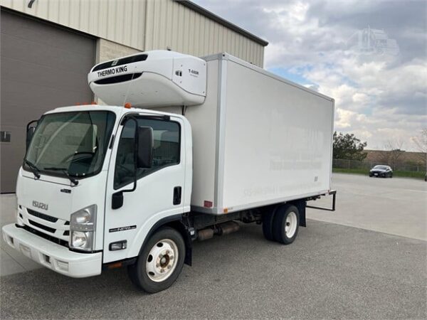 2017 ISUZU NPR HD - Image 3